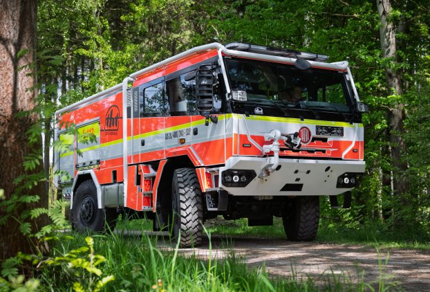 <strong>New Tatra Force CAS 20 firefighting special vehicle for fighting forest fires with the possibility of crab running</strong>